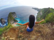 Karang Dawa View​ Point or Kelingking cliff